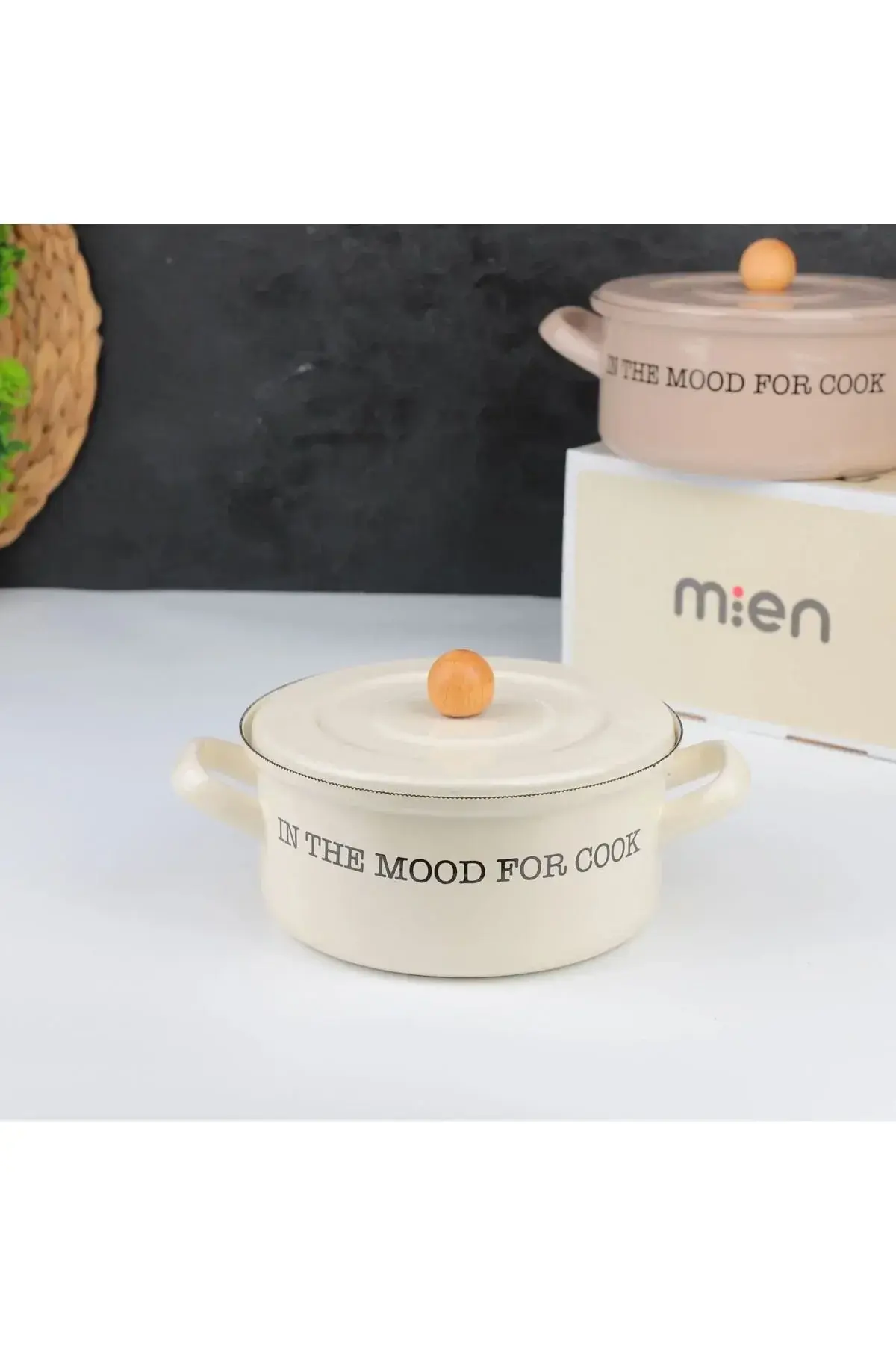 Mien 18cm Tırtıklı Emaye Tencere