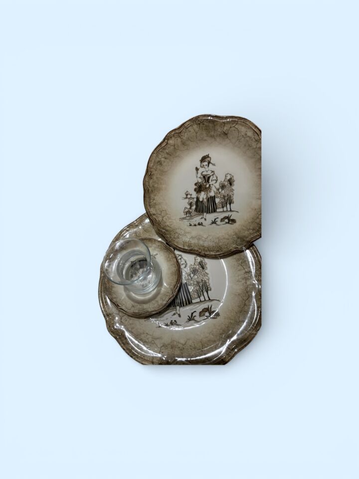 Ella Fulya Porselen Pasta ve Çay Seti 24 Parça Eskitme Desenli, Cam Çay Bardaklı Şık Sunum Seti