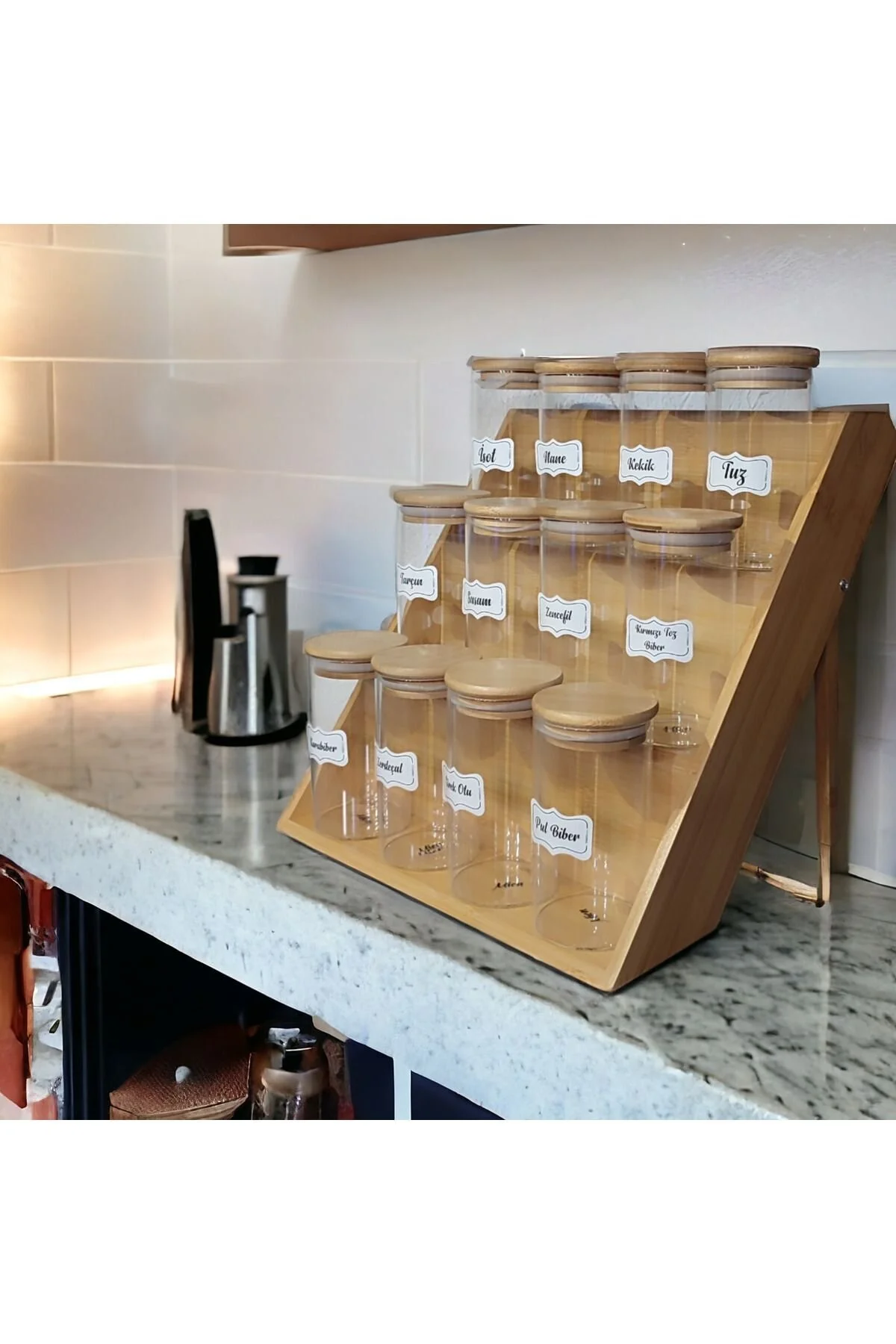 Baharatlarını Taze, Mutfağını Düzenli Tut